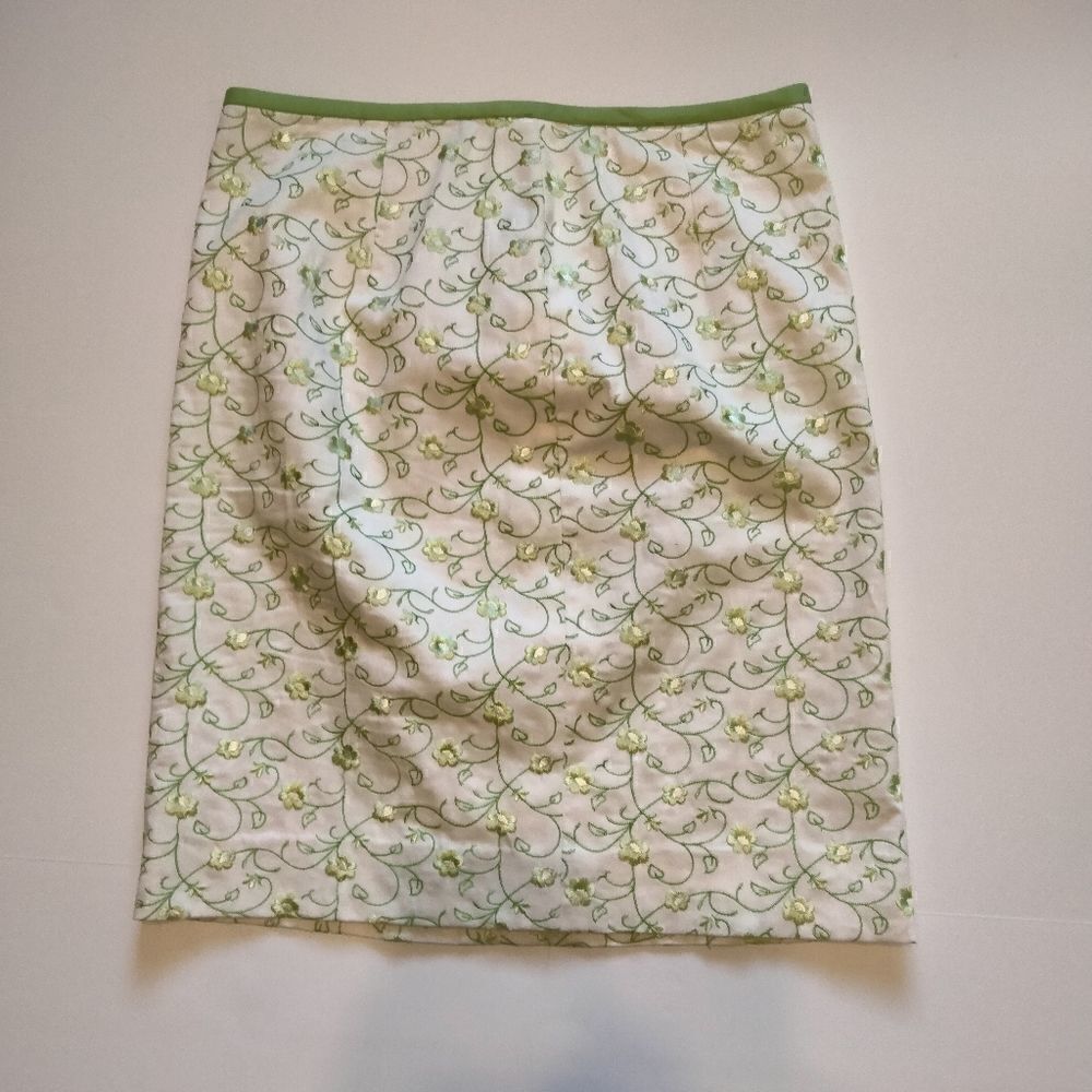 Peck & Peck Flowered Preppy Skirt